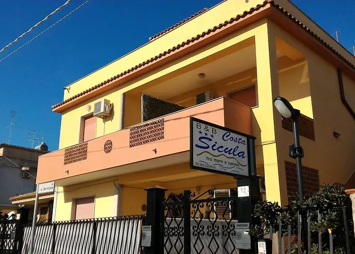 Costa Sicula Bed & Breakfast 4*